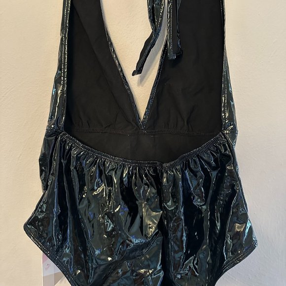 NWT WDIRARA Women's Deep V-Neck Halter-Top PU Leather Skinny Bodysuit Size S - Picture 12 of 16